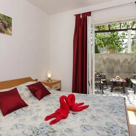 Apartment Pojko *
